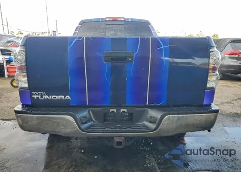 2010 Toyota Tundra Double Cab Sr5 z USA, uszkodzony, nr VIN 5TFRM5F10AX017964